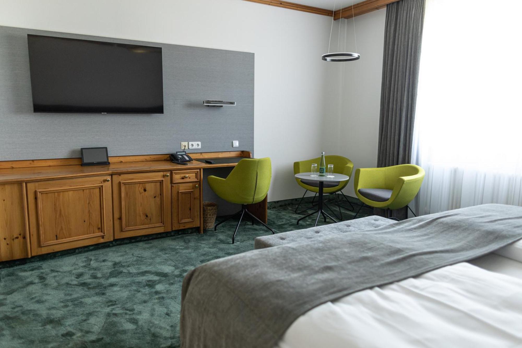 Hotel Gut Matheshof, BW Signature Collection Rieden  Екстер'єр фото